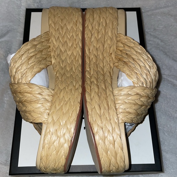 NWT J/SLIDES QUIVER Natural Raffia Sandal - Picture 12 of 15